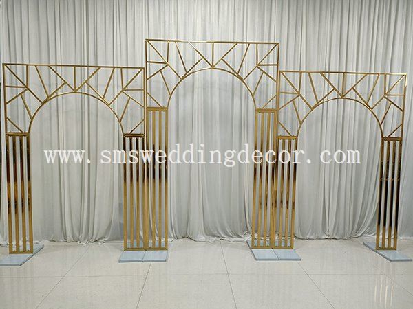 wedding arch for outdoor ceremony